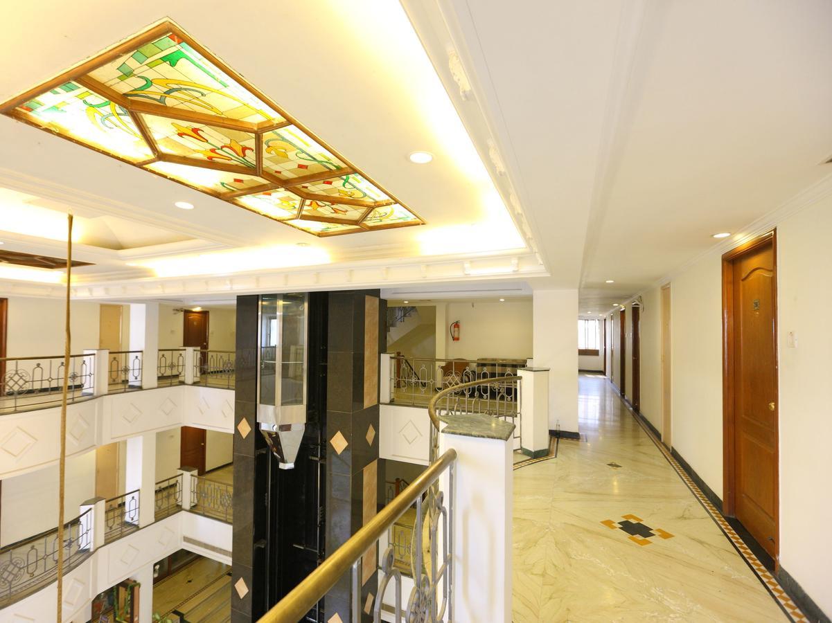Oyo 1081 Hotel Sindhu International Тирупати Екстериор снимка